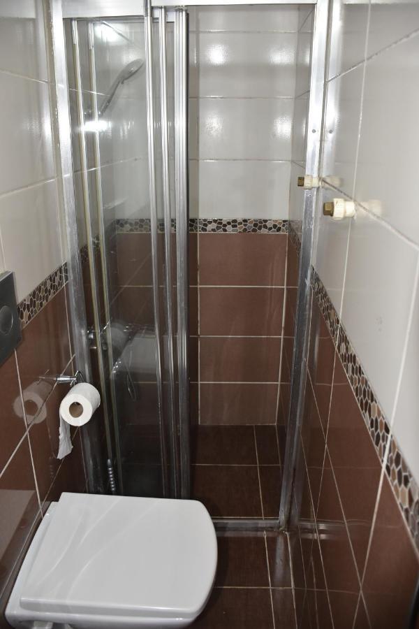 Taksim Palace Hotel Istanbul Bagian luar foto
